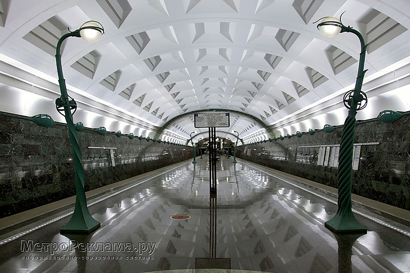 Станция метро "Славянский бульвар" станционный зал.