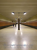 Станция метро "Волжская". Станционный зал. Строгий стиль, идеальная перспектива прямоугольных форм.